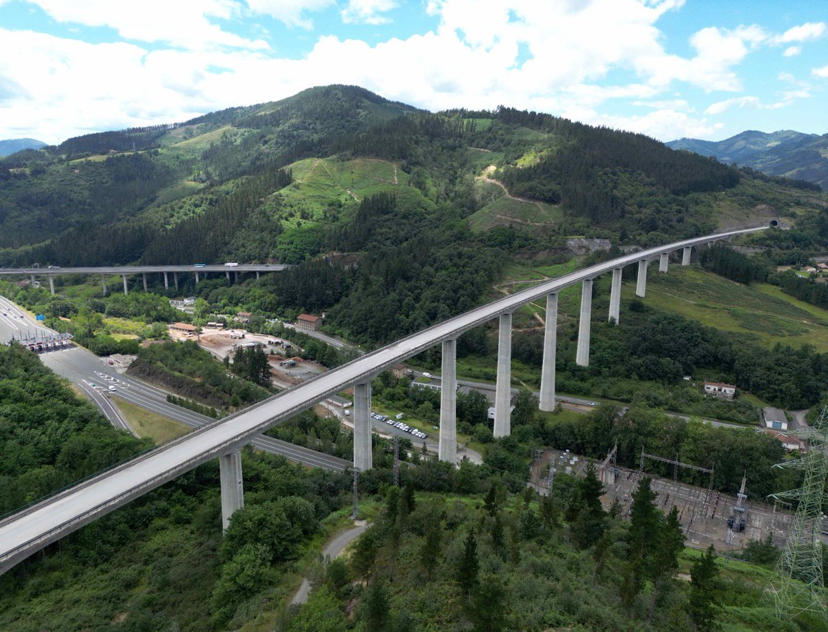 Óscar Puente tweet media