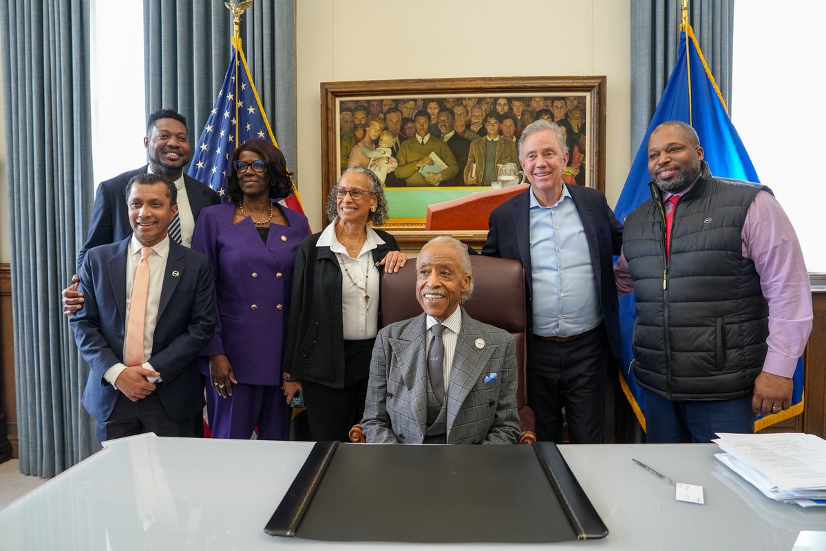 Governor Ned Lamont tweet media