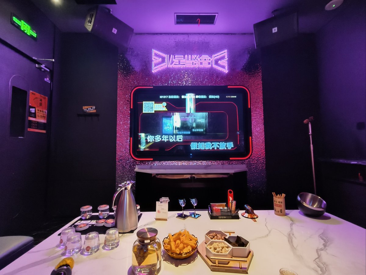 h3Nick James Taylor tweet media