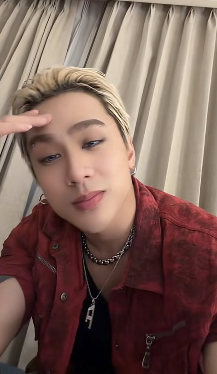 NicoleM🍭☀️ tweet media