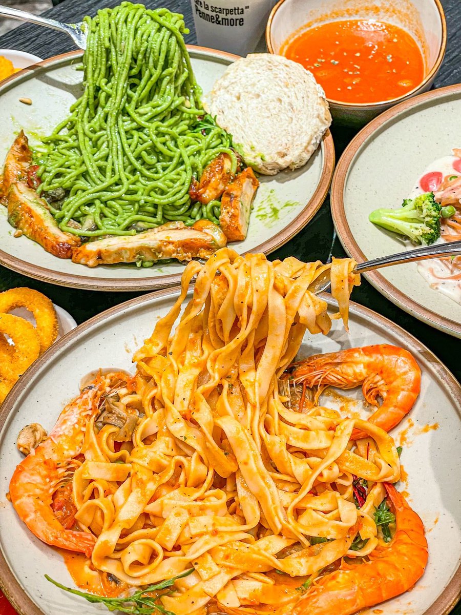 Медведева Вера tweet media