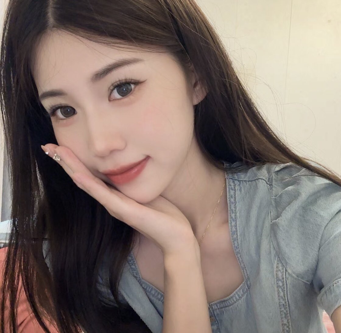 林依依 tweet media