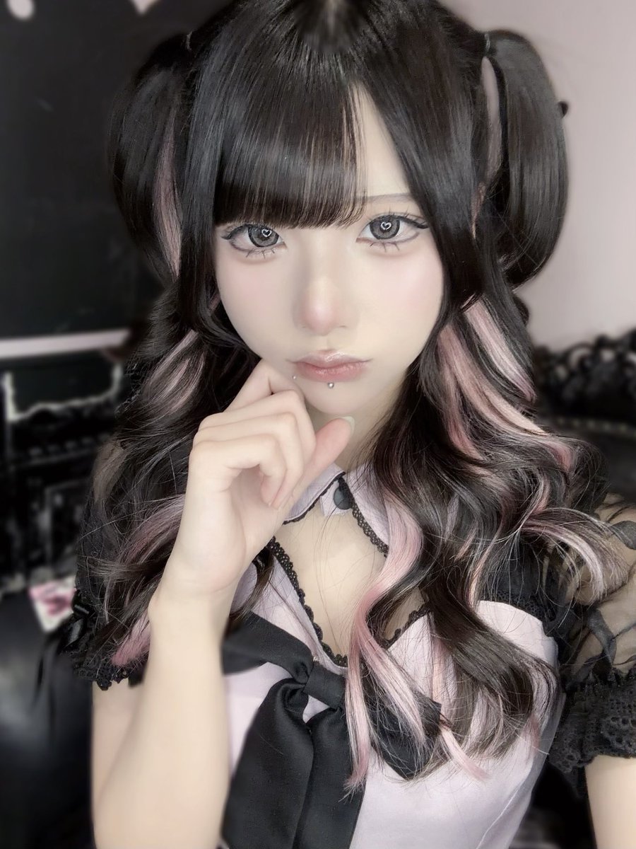 くろむ tweet media