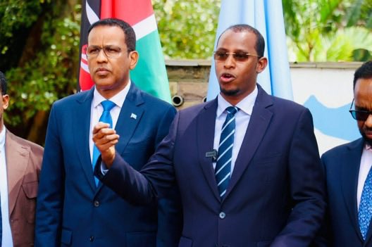 sntvnews1's tweet image. NIRA DG @AbdiwaliAbdulle, together with Somalia’s Ambassador to Kenya H.E. Jabril Ibrahim Abdulle, today inaugurated the NIRA Office at the Somali Embassy in Nairobi.

#Somalis living in Kenya can now obtain the ID Card at the Embassy; marking the 30th NIRA office established