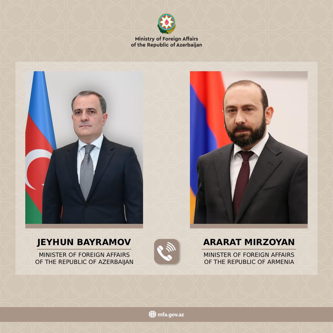 AzerbaijanMFA's tweet photo. Azərbaycan və Ermənistan xarici işlər nazirləri arasında telefon danışığına dair mətbuat məlumatı

⬇️⬇️⬇️

https://t.co/ZmDM9fwp4Q

------

Press Release on the phone call between the Foreign Ministers of Azerbaijan and Armenia

⬇️⬇️⬇️

https://t.co/SRbV10DaYe https://t.co/lK8f1HjGpz