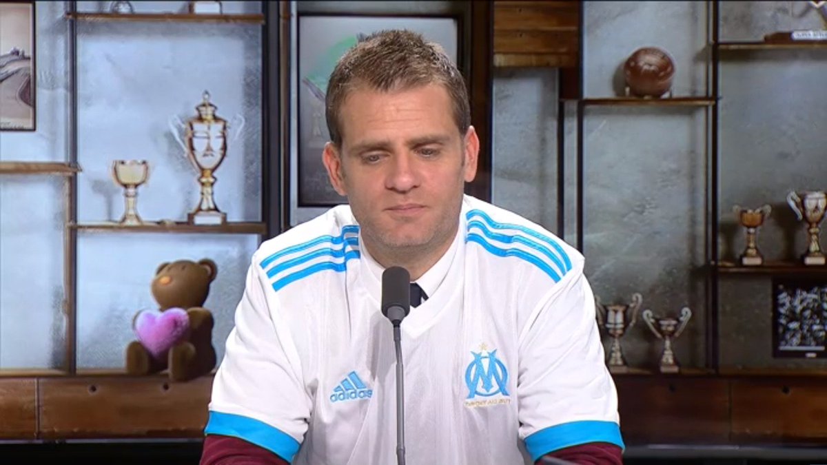 ParisMagik 🏆🟥🟦 tweet media