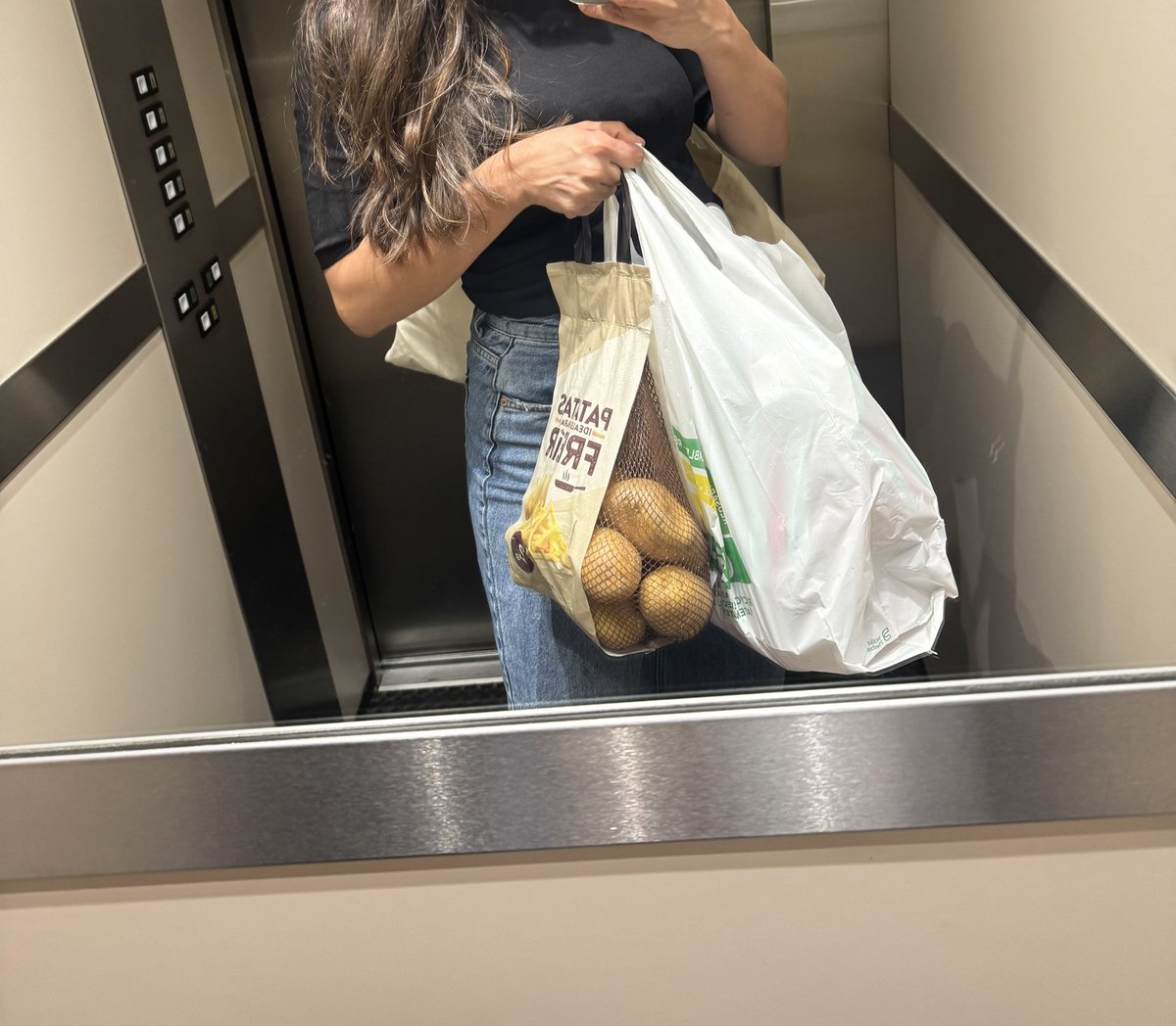 LaBolcheviqueEnamorada tweet media