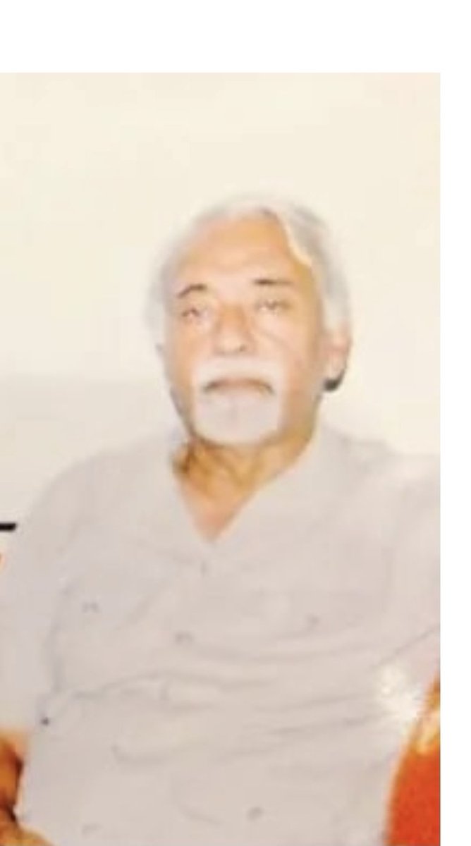 ResistDefiant's tweet photo. @jawadahmadone Is gashti ke bachy ne apne bete ko tameez nahi sikhai khud kutta mar gaya apna chota kutta chor gaya hai jo dosron ko kaat raha hai. https://t.co/g0SktNISKH