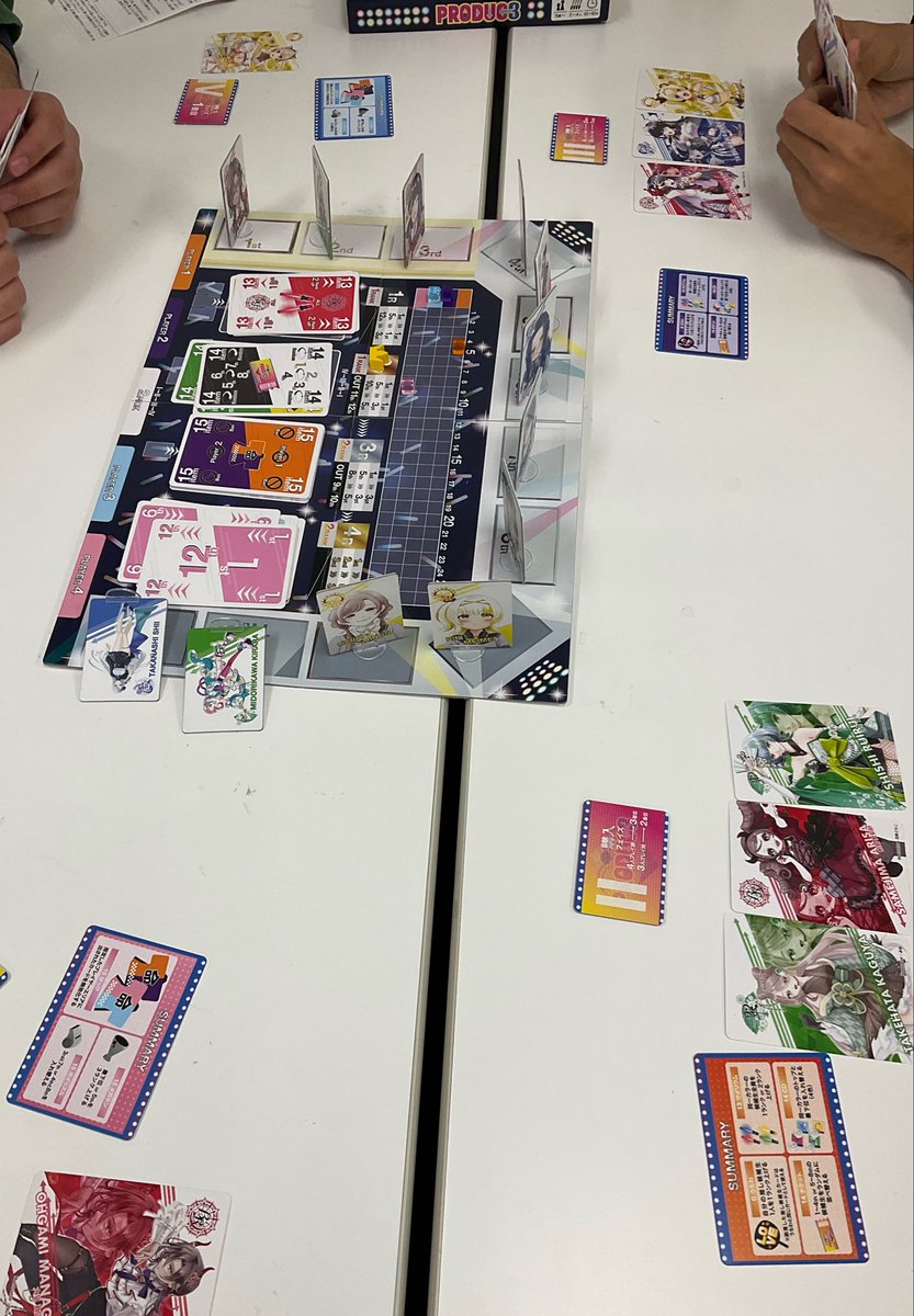 GameRoom_info's tweet photo. 毎週金曜日のゲームルーム、本日も開催中です！

「PRODUC3」
がプレイされています
アイドルを競わせ公開オーディションで上位を目指す！
プレイヤーの方からは、デスゲームというワードが…？

#ゲームルーム
#代々木ゲームルーム https://t.co/CCmSvHmWcA