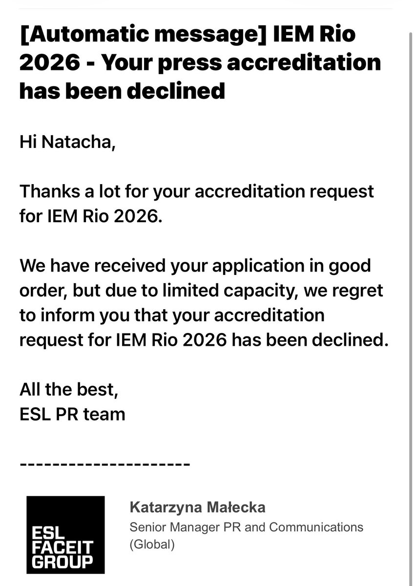 Nahzinhaa tweet media