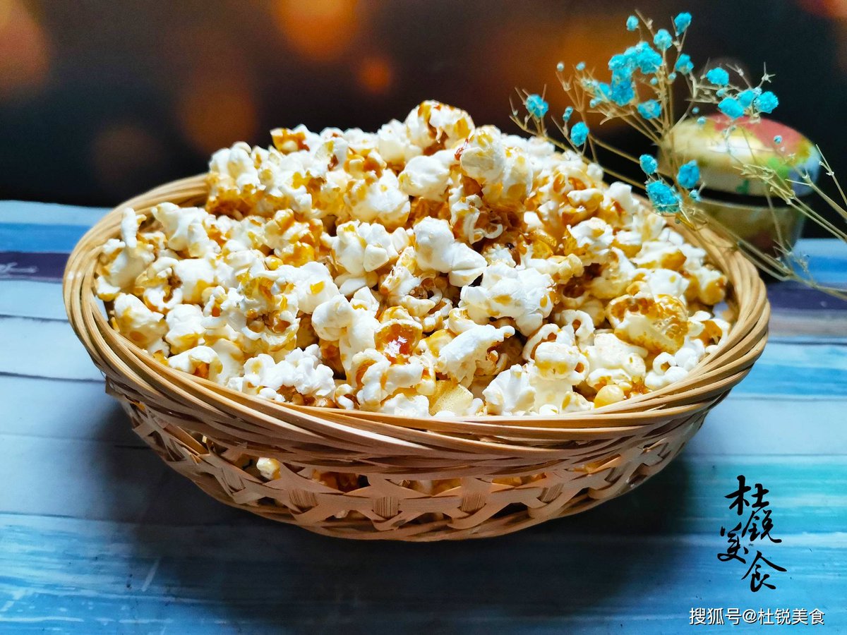 chris gist tweet media