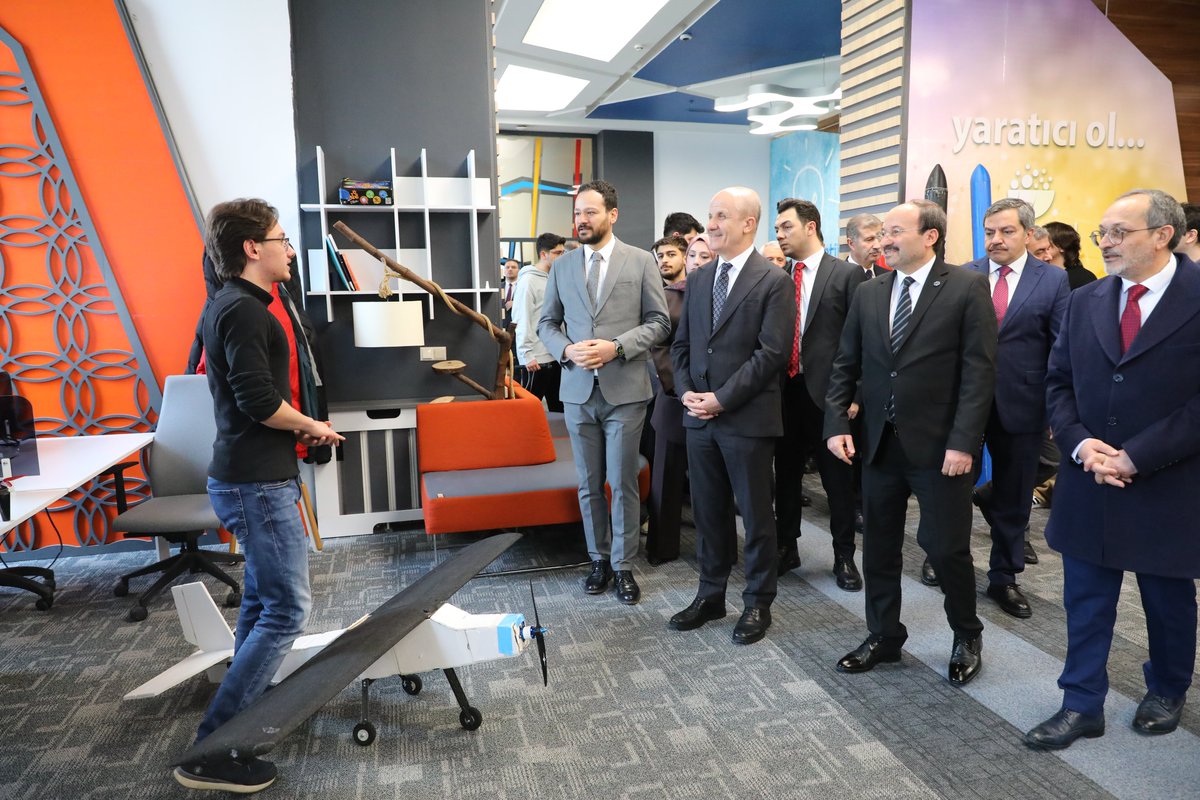 Erol Özvar tweet media