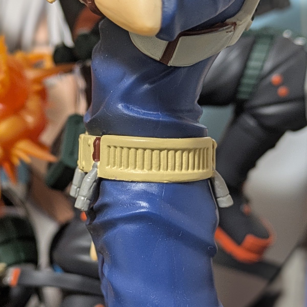 よもひこ tweet media