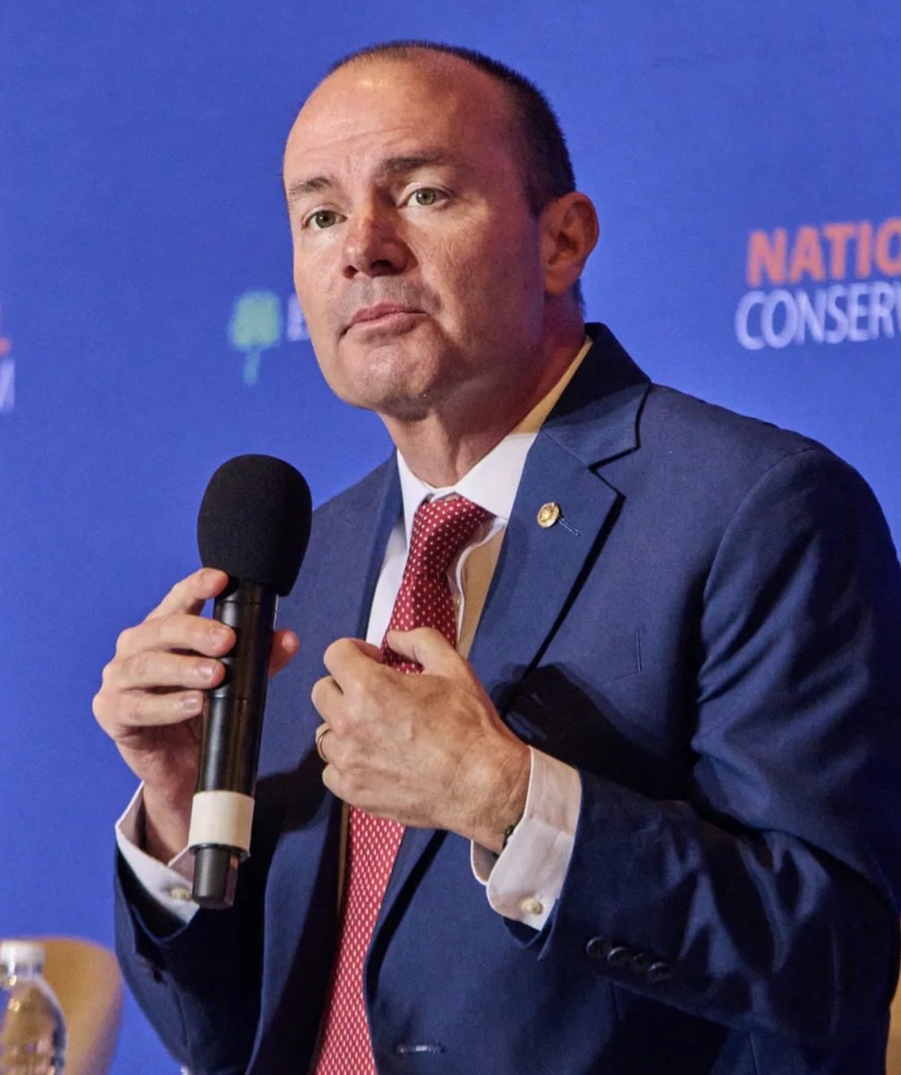 Sidney Powell Q tweet media