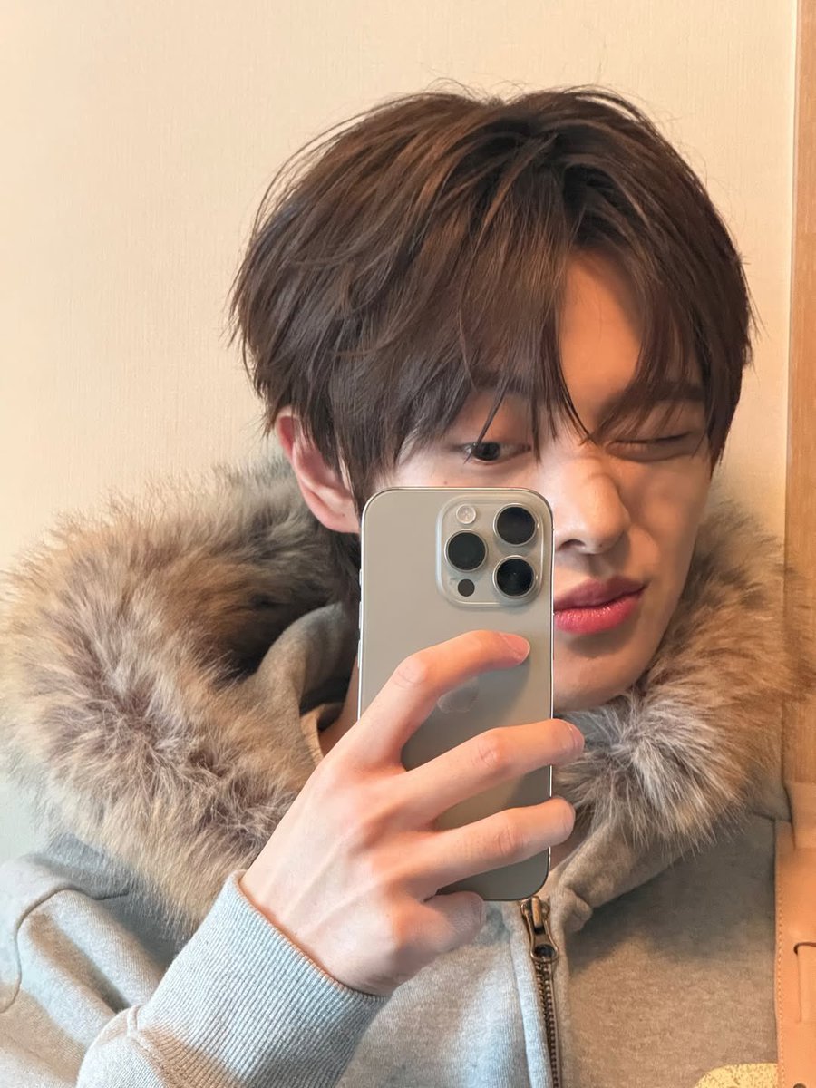 리오원 tweet media