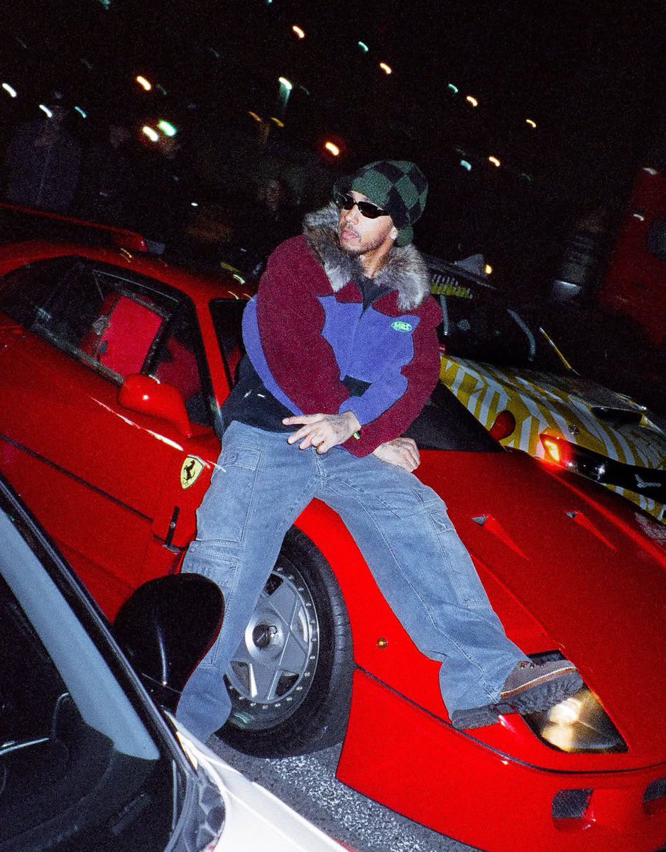 sim | シム tweet media