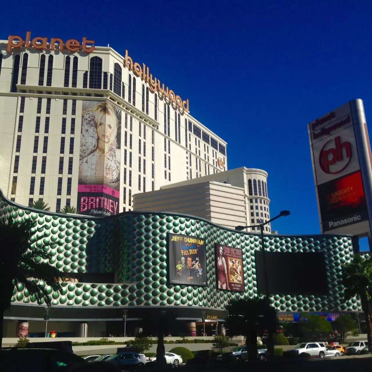 courtès robert tweet media