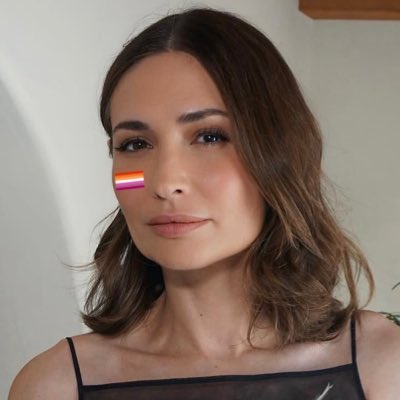 Kaitlyn 𓆉 hit by the pluribussy tweet media