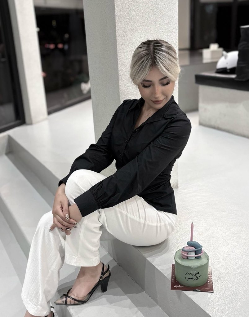 بزرگمرد تاریخ | Historic Giant tweet media