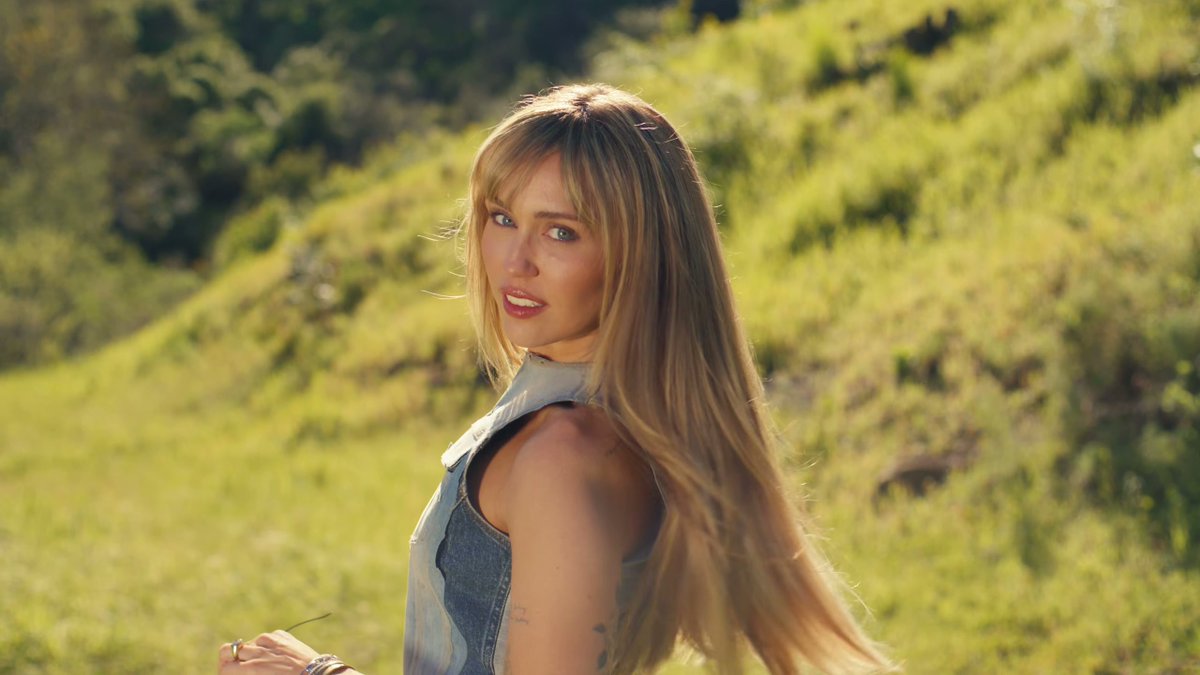 Miley Haus tweet media