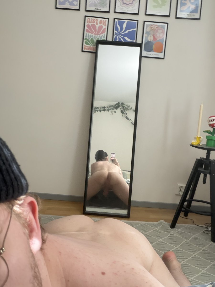 Sebastian tweet media