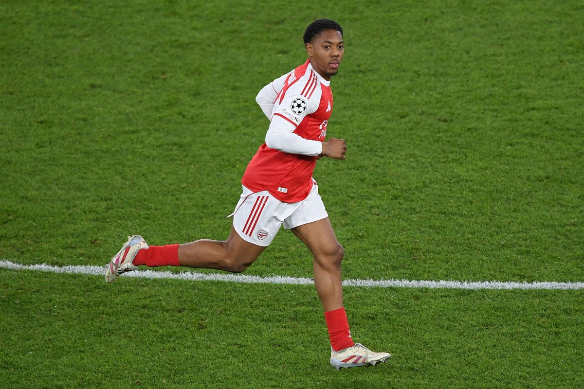 Stretford Paddock tweet media