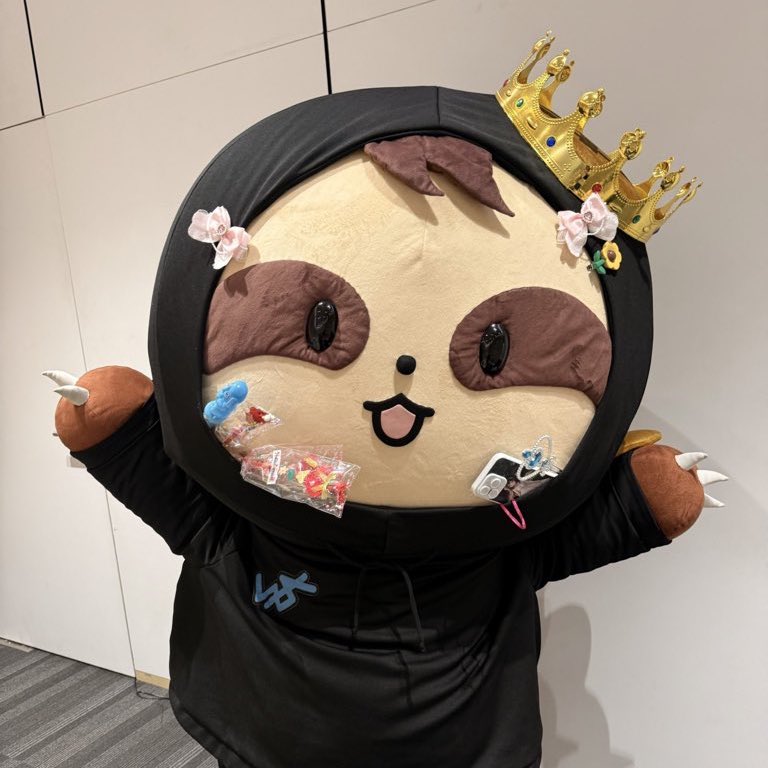 ૮ เก้อเก้อ ა tweet media