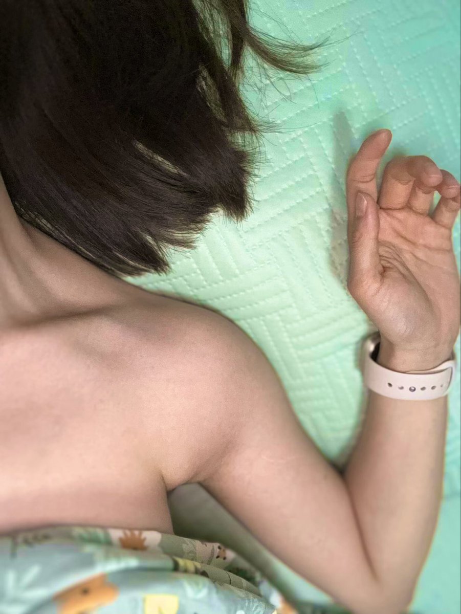 047111Lim's tweet photo. 坐标0471
想摸一个180+薄肌前刺
叩叩……already呦～🥵 https://t.co/FwrWJu8n4h