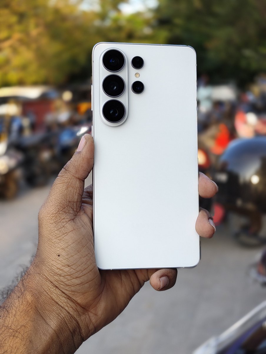 S M A Sithick tweet media