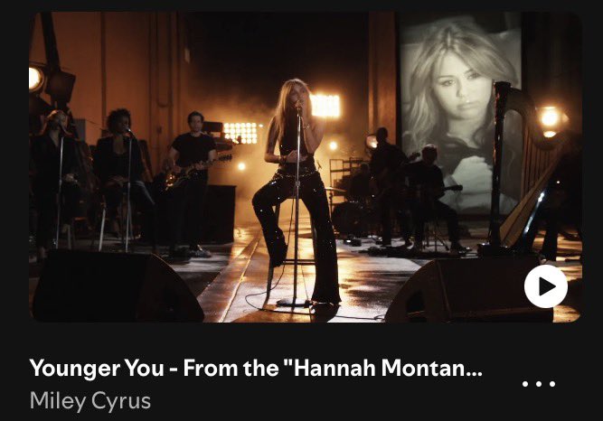 Miley Is Something Beautiful tweet media