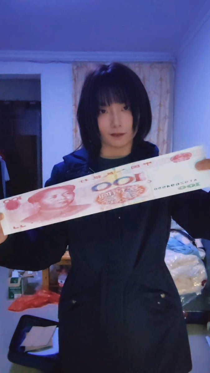 Romeslentine's tweet photo. #四爱 #iiii  #4i #长发男 https://t.co/x1FmmEQ5dH