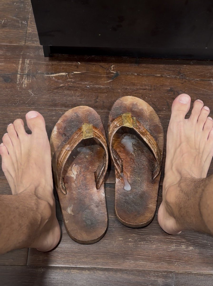 Airline Feet tweet media