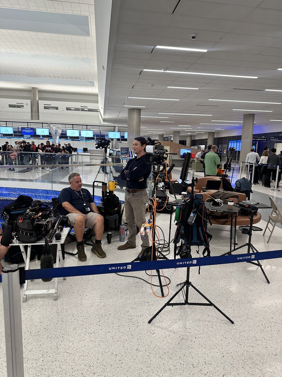 HYAN ハイアン tweet media