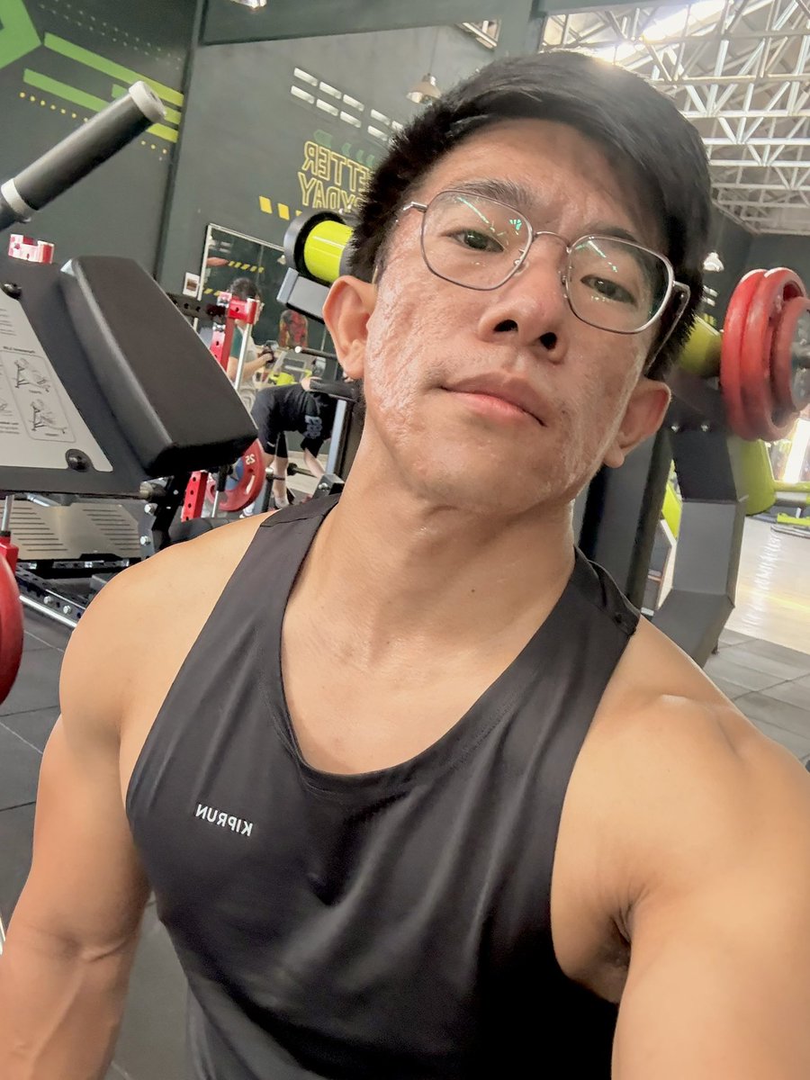 Heng Zhang tweet media