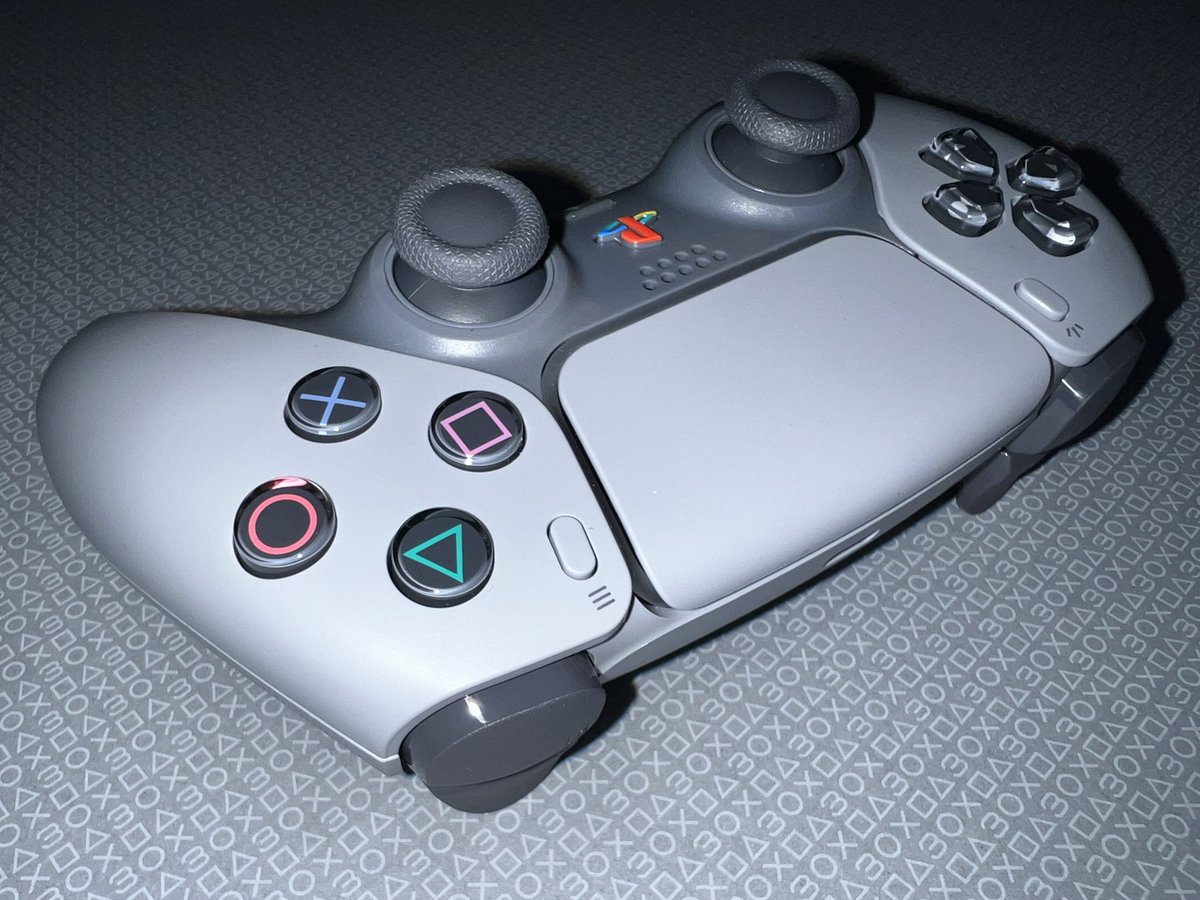 Antistar 🦊 tweet media