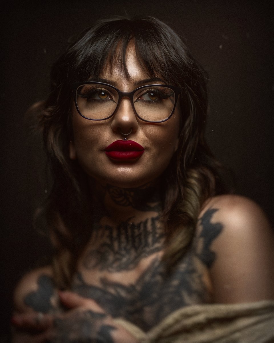 Just a little bit of appreciation to this special lady!
.
Muse: <a href="/__chamele0n/">ｱｽﾞｷﾁｬ</a>
📸: @dark_moon_media