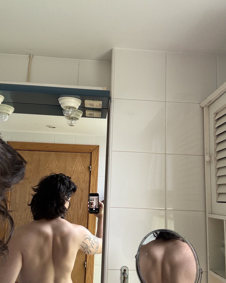 ❄️alejandra✨ tweet media