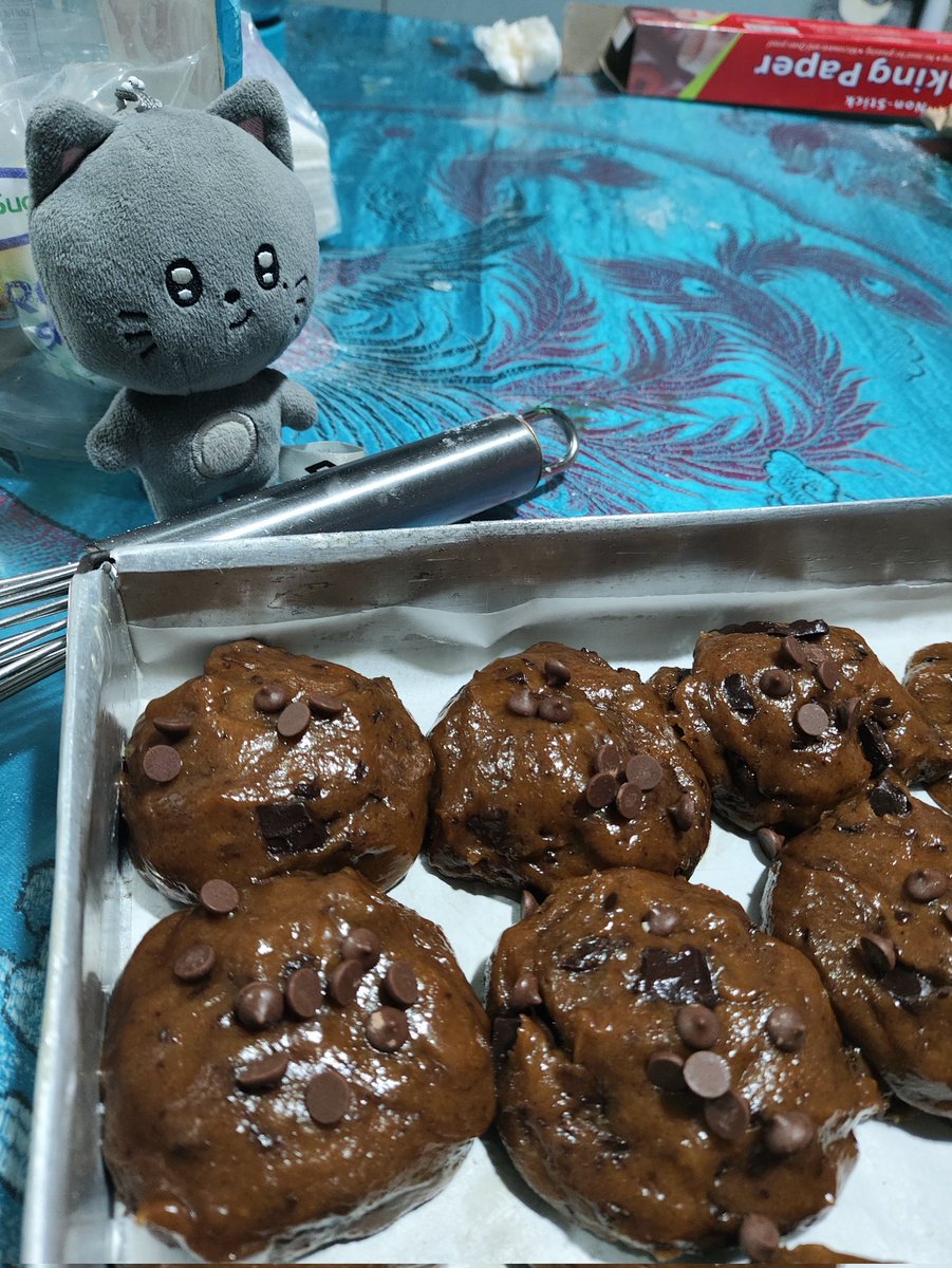 Mariii | FINISHING DRAFTS 🖊📚 tweet media