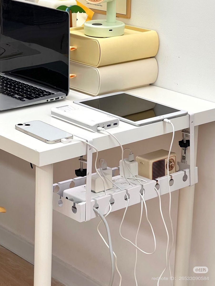 𝓑𝓾𝓷𝓷𝔂. tweet media