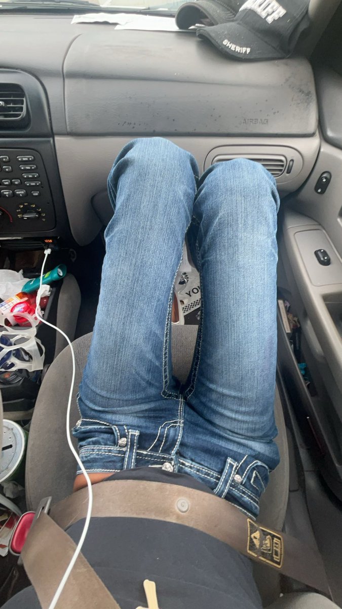 bambi ୨୧ tweet media