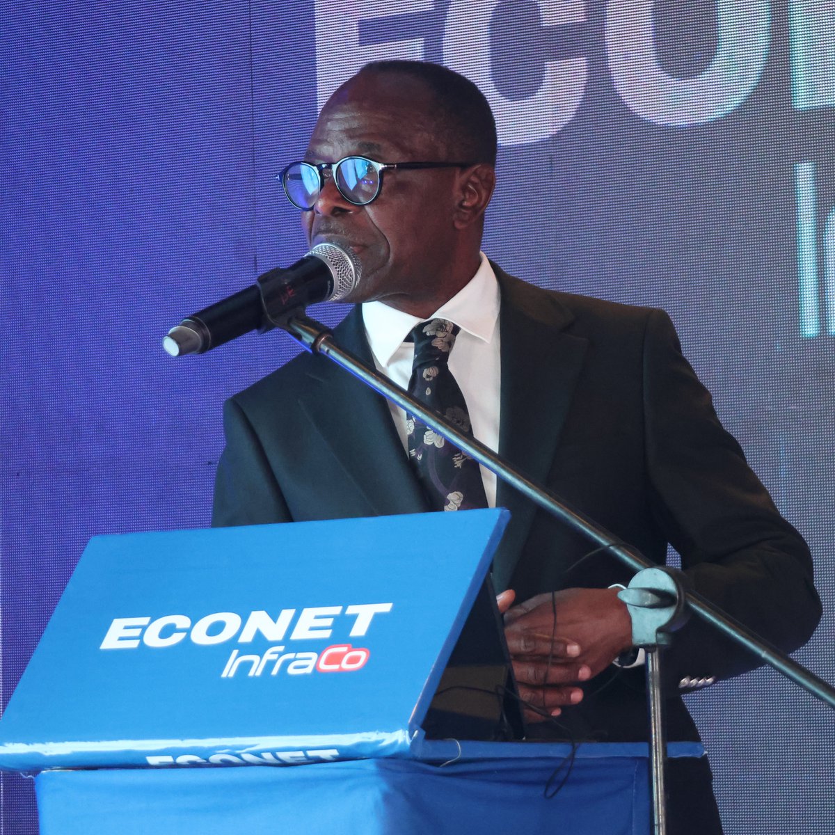 ZimTreasury's tweet image. Under #NDS2 and #Vision2030, national development prioritises infrastructure, capital markets deepening and financial sector transformation as key drivers of sustainable economic growth. Today’s listing of Econet InfraCo highlights this shared commitment between Government and