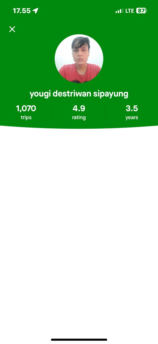 beterugiwoosu's tweet photo. @gojekindonesia tolong dibenerin lagi dong perilaku driver nya, kalo emg gamau ambil orderan suruh matiin aja itu app nya atau cancel kalo gamau nganter. buang buang waktu saya sampe emosi sendiri, berasa saya ga bayar pake jasa nya https://t.co/5qlRatWeub