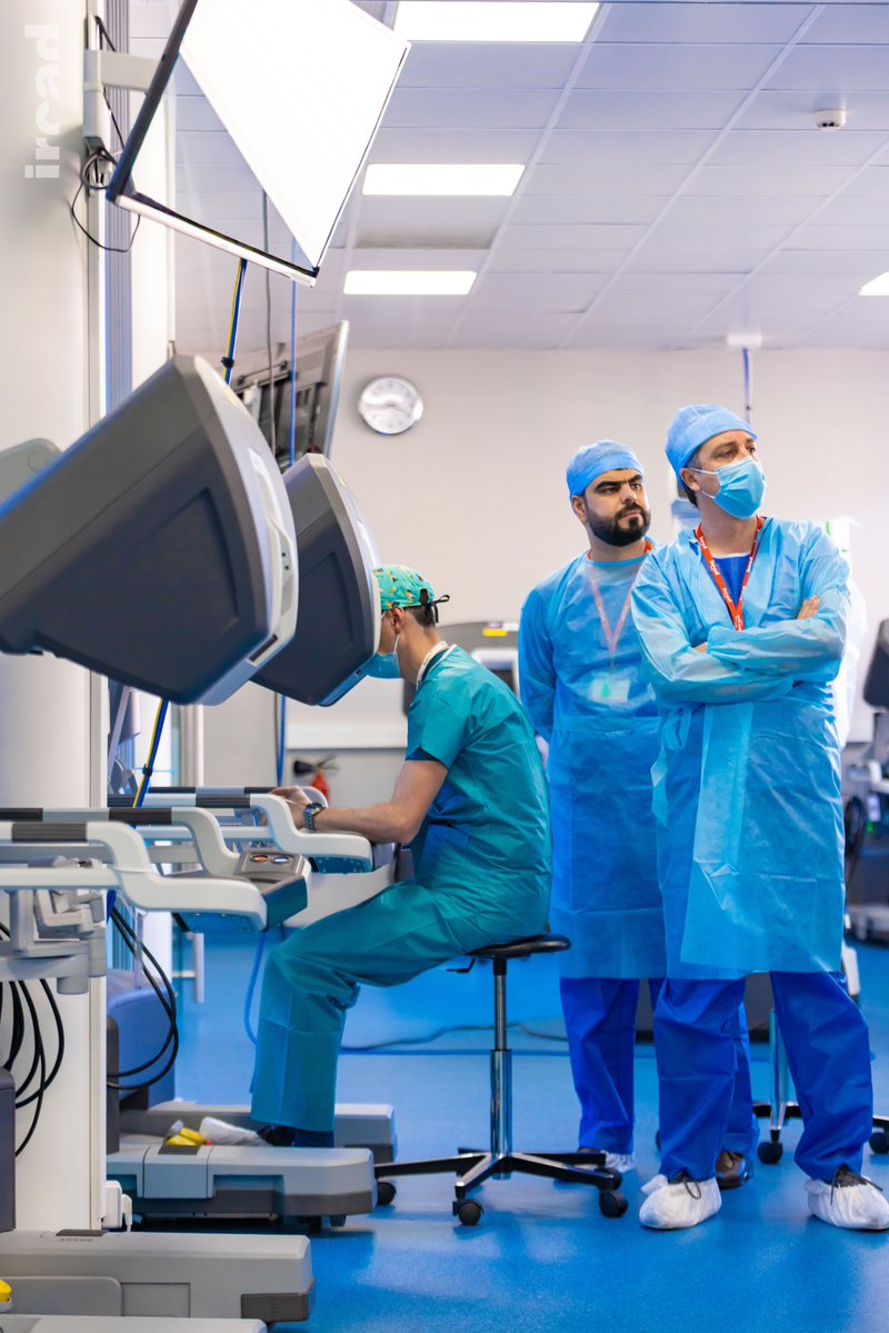 IrcadFrance's tweet image. Highlights from our latest exclusive #robotic #urology course 📸
Over 3 days, 44 surgeons (on-site &amp;amp; online) joined us for expert-led lectures, live surgeries, and immersive hands-on training with the latest robotic technologies.

#surgery #ircad #minimallyinvasivesurgery