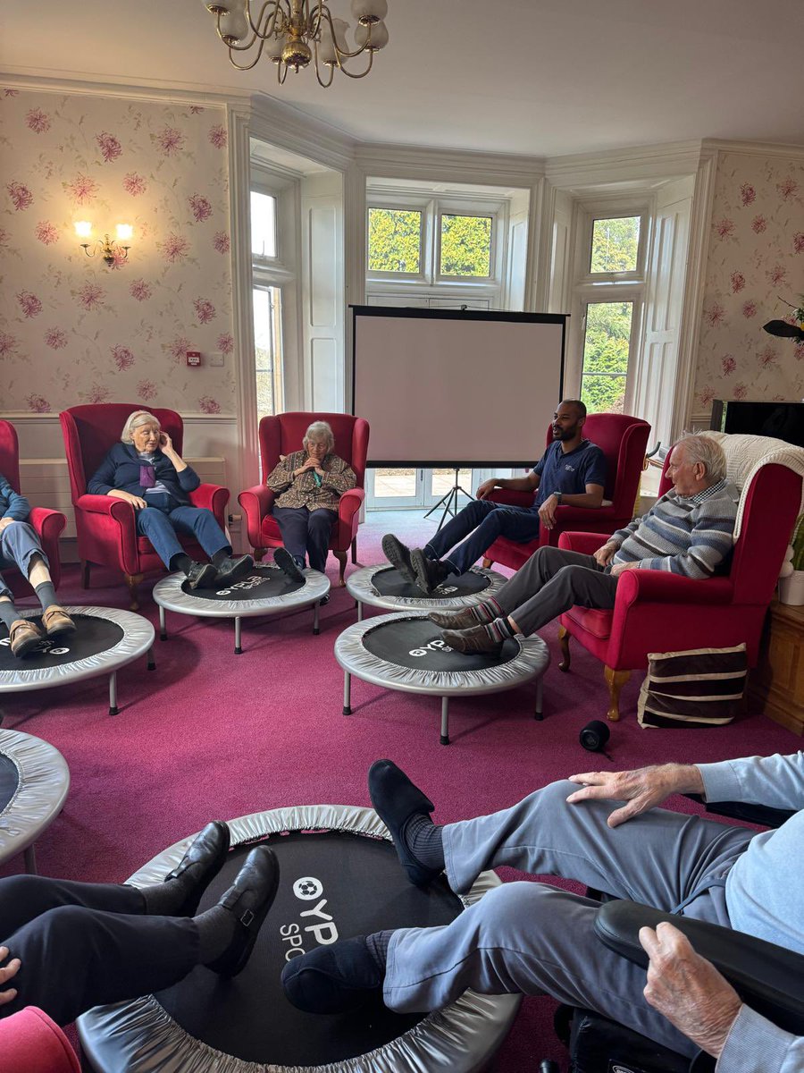 Bristolcarehome's tweet image. 🌟 A Fantastic Morning of Fun &amp;amp; Fitness at Glebe House 🌟

This morning at Glebe House, we had the wonderful Zion join us for our weekly keep fit class 💪✨💙

#GlebeHouse #KeepFit #ActiveLiving #CareHomeLife #Wellbeing #GentleExercise