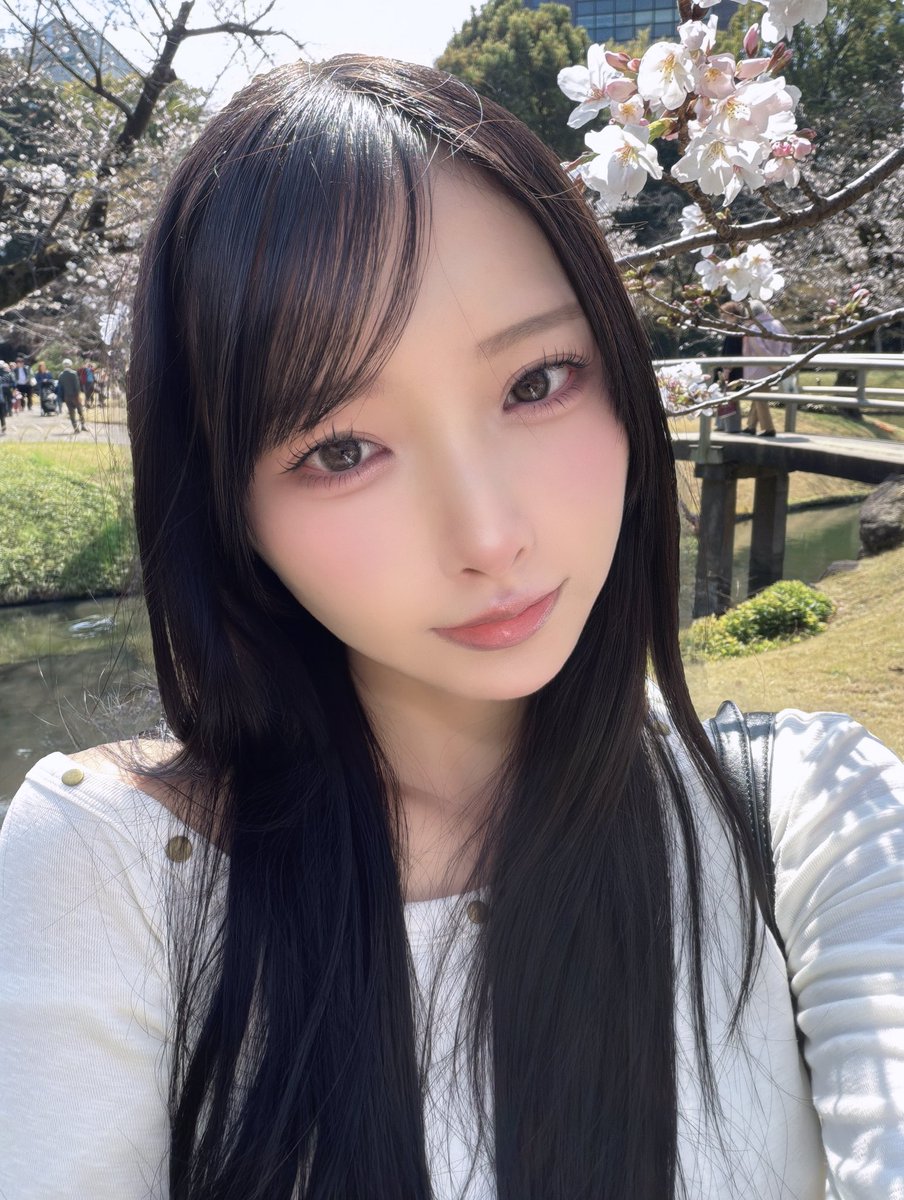 李縷さき【Mirror,Mirror】 tweet media