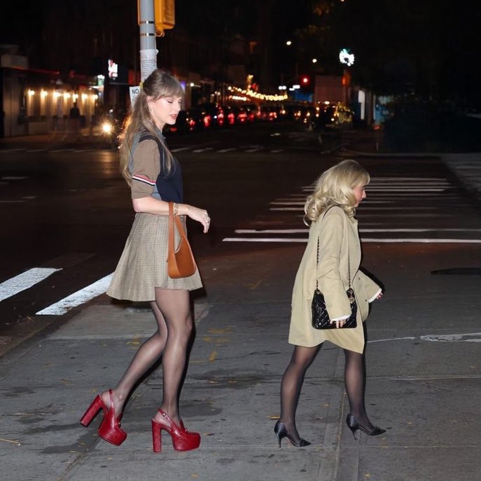 crystal⋆ tweet media