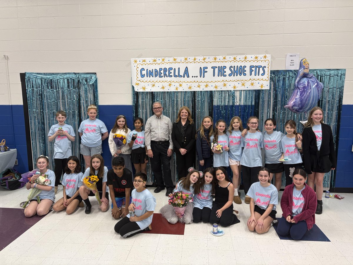 BlackRiverMS's tweet image. Congratulations to the Bragg cast and Drama Club Advisors for a great show! Thank you to Mr. Gruver for your many years of service to the Bragg Drama Production! #WeAreChesterNJ