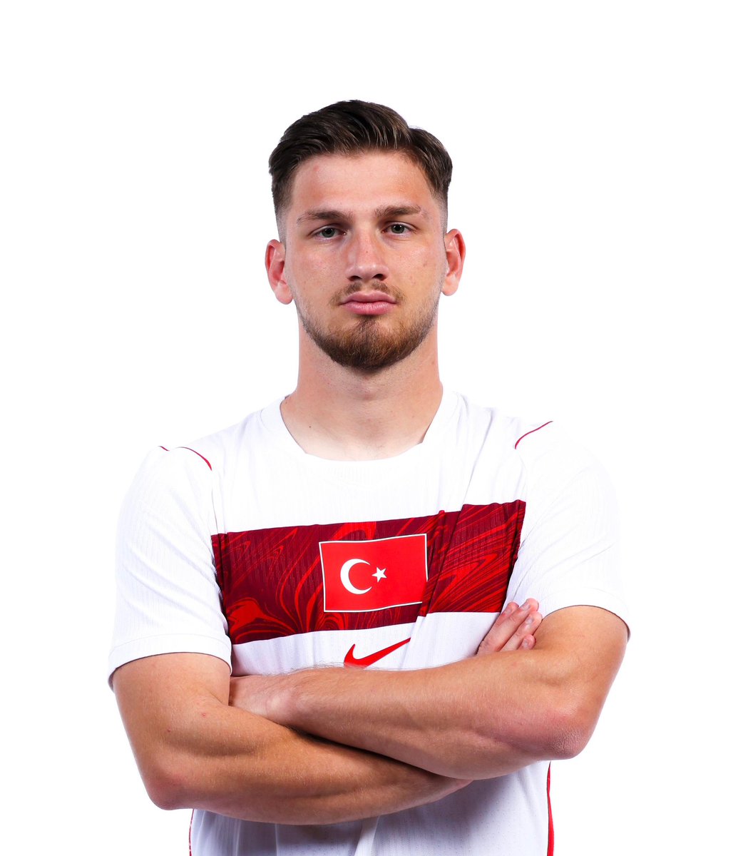 Boşuna Tıklama tweet media