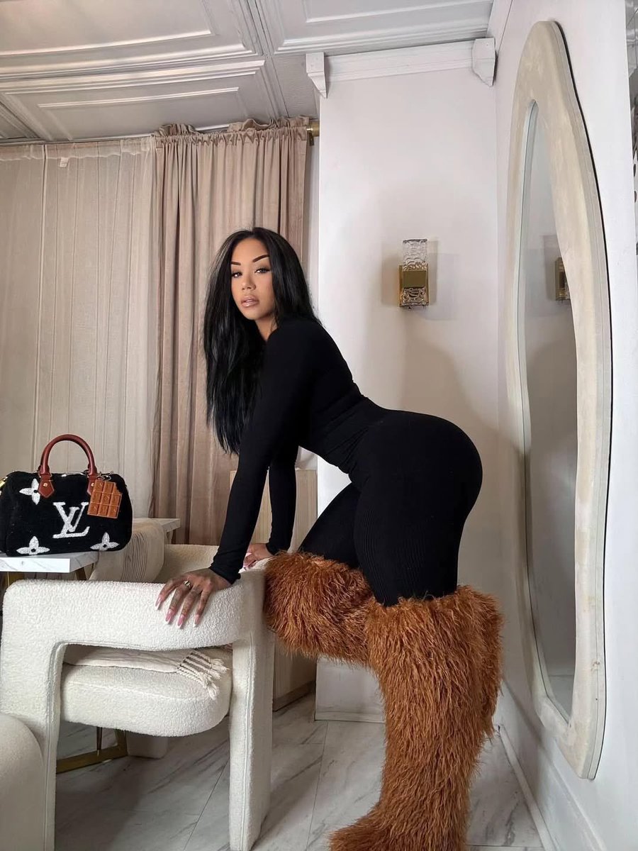 Endless 🍒 tweet media