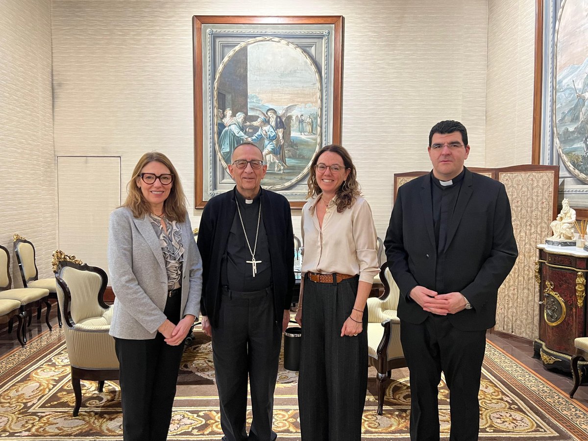 Mans Unides Barcelona tweet media